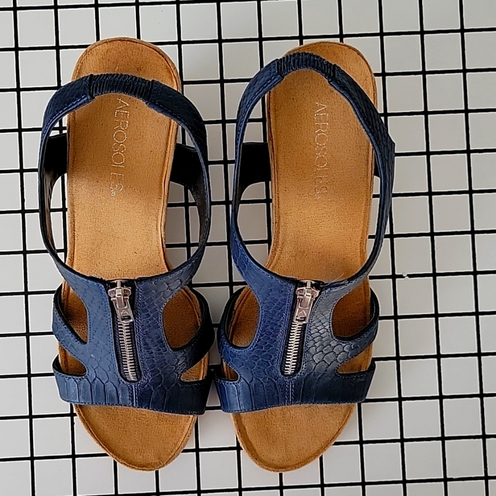Blue Front Zip Aerosoles Wedge Sandles